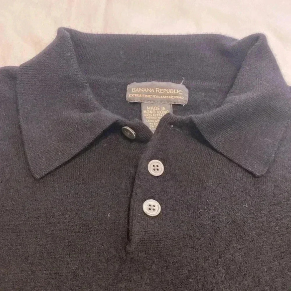 Banana Republic Mens Black XXL Extra Fine Italian Merino Wool 3 Button Sweater. - Picture 3 of 9